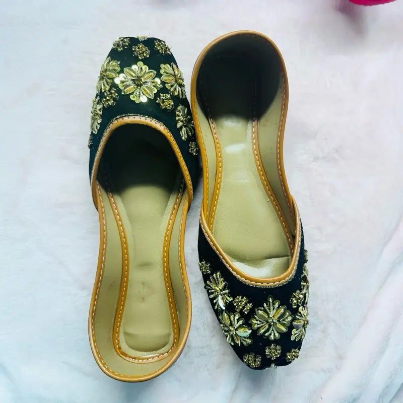Handmade Black & Gold Embroidered Punjabi Jutti | Traditional Indian Ethnic Khussa Flats | Wedding & Festive Wear Shoes