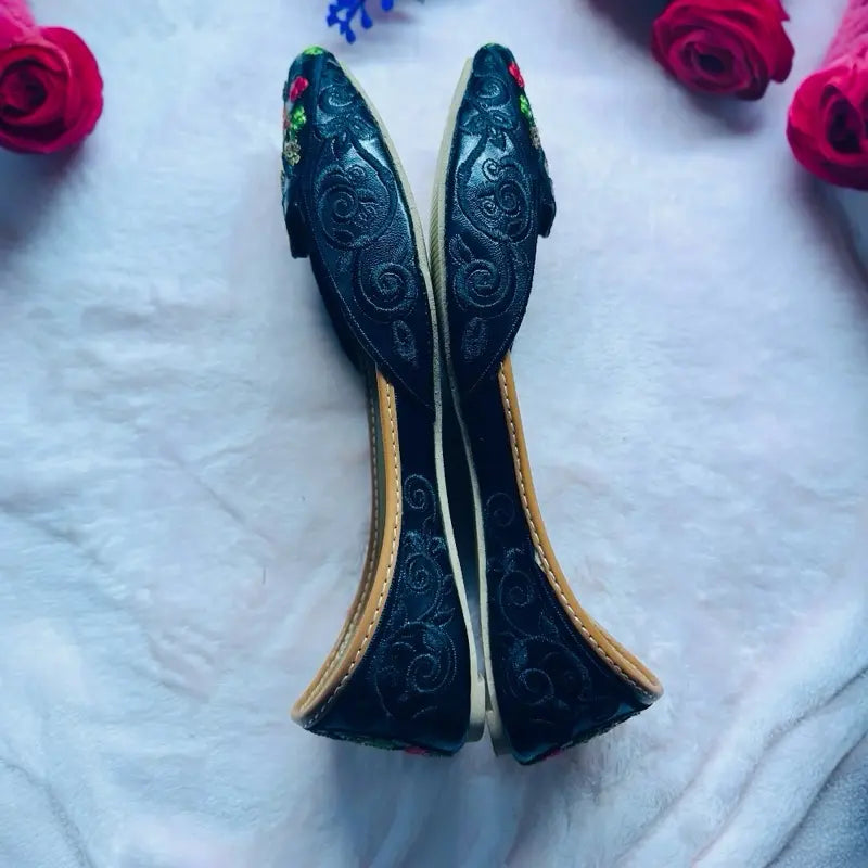 Floral Embroidered Jutti Elegant Handcrafted Ethnic Flats | Perfect for Weddings & Festive Wear