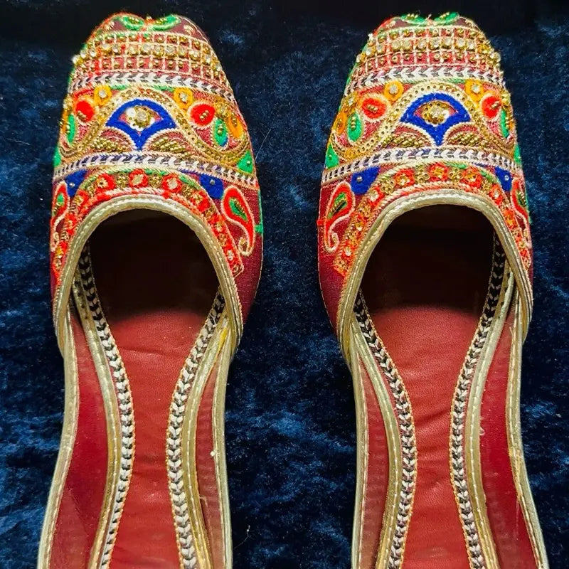 Handmade Leather Royal Punjabi Jutti Vibrant Embroidered Ethnic Flats for Women | Traditional Wedding, Festive & Party Wear Khussa