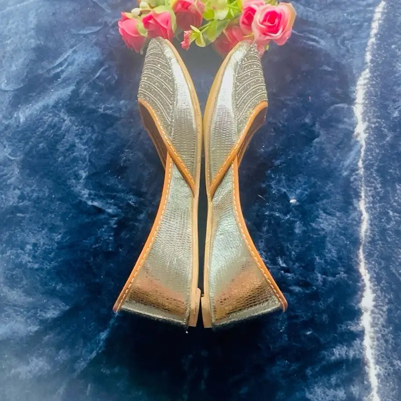 Sparkle & Step: Premium Silver Sequin Juttis | Handcrafted Punjabi Khussa Flats