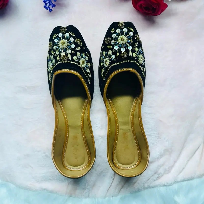 Vintage Glam Black Velvet Juttis | Premium Hand-Embroidered Ethnic Flats | Perfect for Weddings & Mehendi | Boho-Chic Traditional Footwear