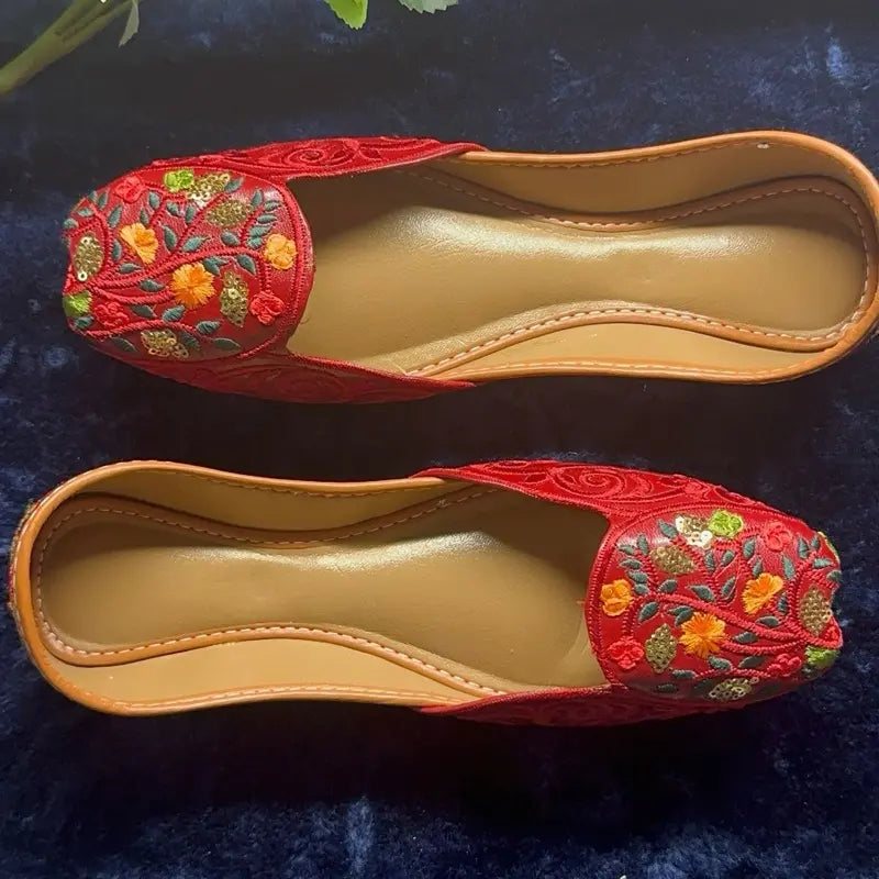 Handmade Red Punjabi Jutti - Embroidered Floral Khussa Flats for Women - Ethnic Indian/Pakistani Wedding & Party Wear Shoes Footwear