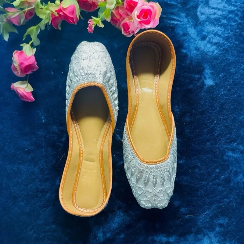 Premium Leather Silver Sequin Khussa - Handcrafted Punjabi Jutti for Weddings & Eid | Ethnic Festive Bridal Flats