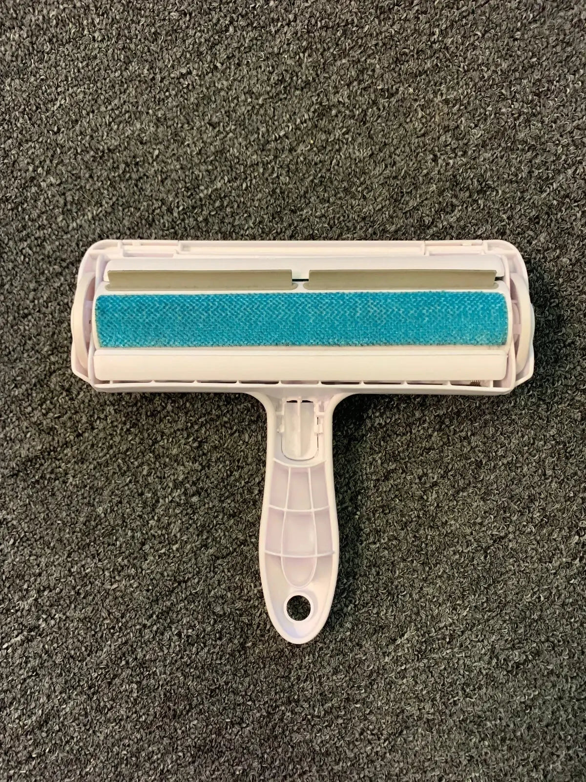 Chom Chom Pet Hair Remover – Reusable Pet Hair, Lint, and Dander Removal Tool for Furniture, Clothing, Bedding, and Car Seats – Eco-Friendly, Durable, and Easy-to-Use Roller for Dogs and Cats
