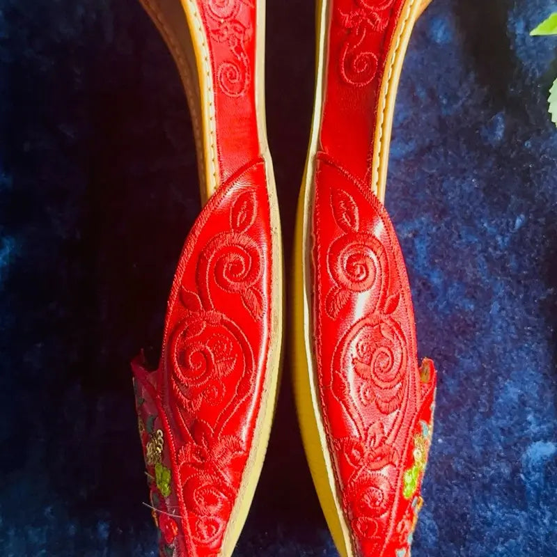 Handmade Red Punjabi Jutti - Embroidered Floral Khussa Flats for Women - Ethnic Indian/Pakistani Wedding & Party Wear Shoes Footwear