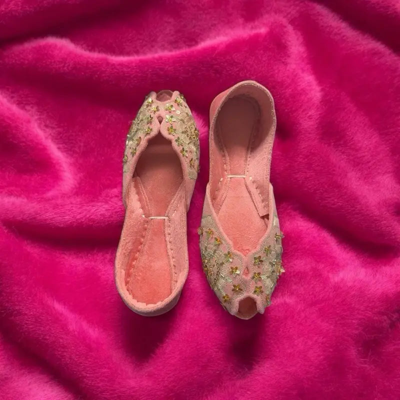 Traditional Punjabi Khussa Shoes | Pink Velvet Mojari with Gold Sequin Work | Ethnic Bridal Footwear